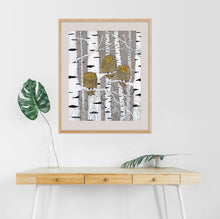 Laden Sie das Bild in den Galerie-Viewer, Kunstdruck «Golden Owls»
